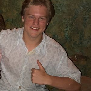 Meet your Posher, Wyatt